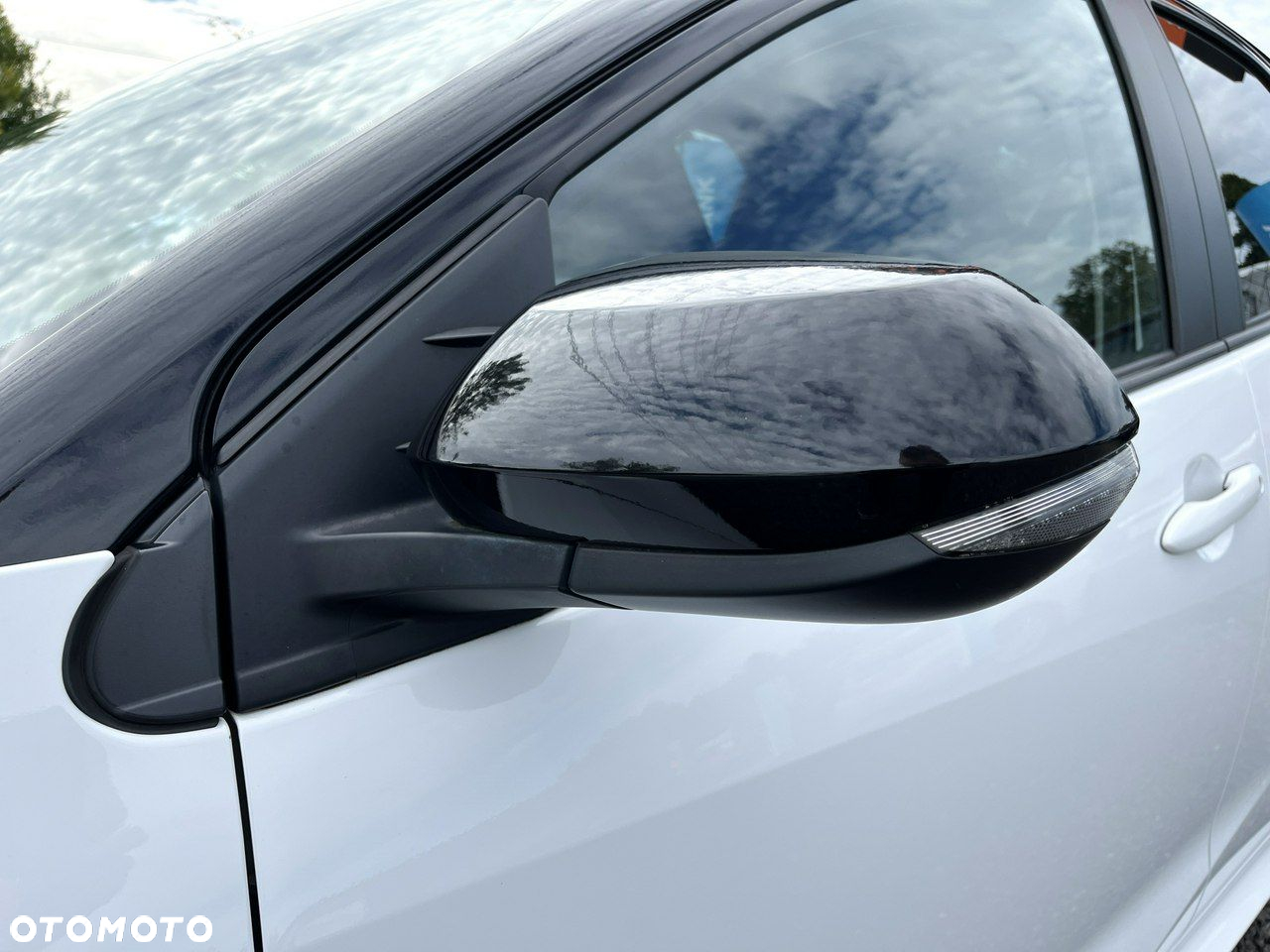 Toyota Yaris - 16
