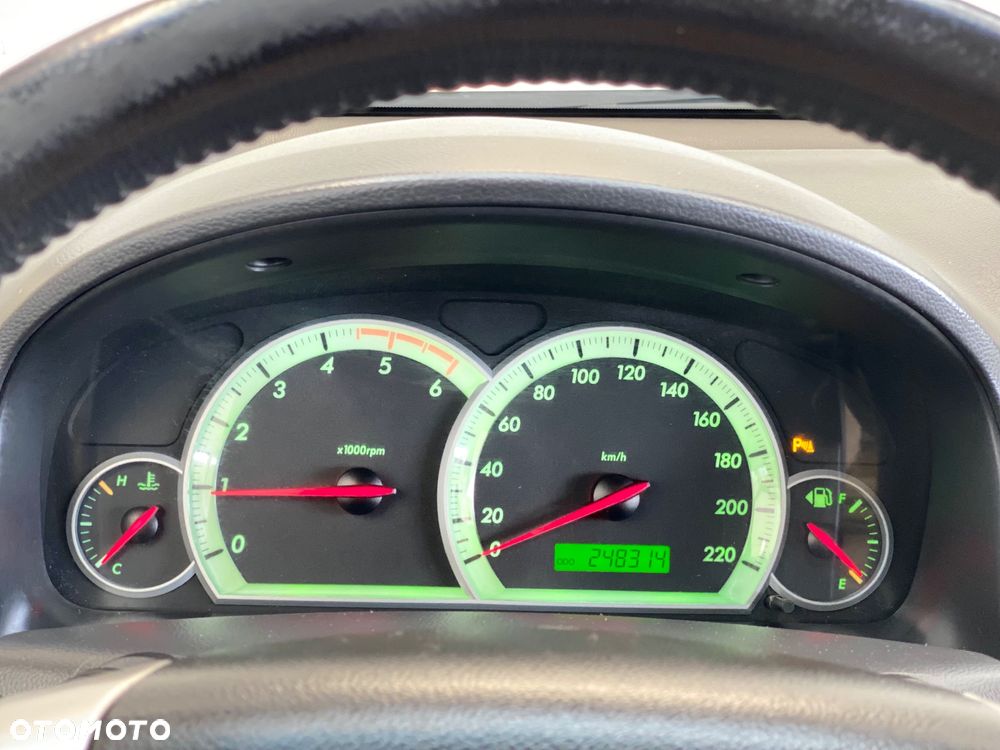 Chevrolet Captiva 2.0 d High - 24