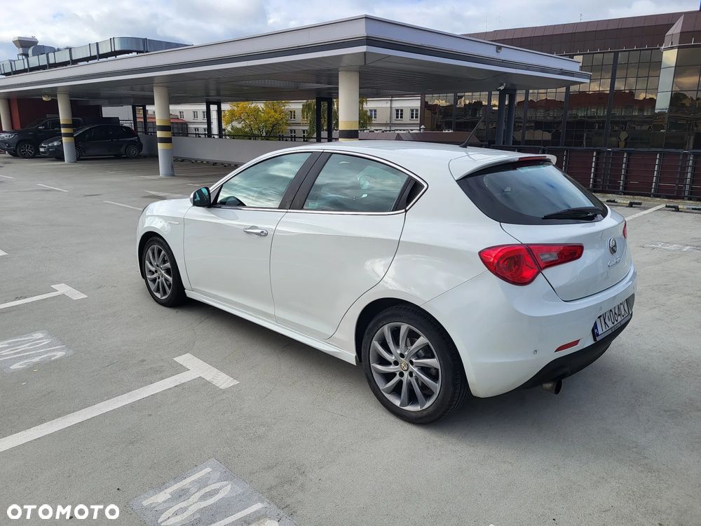 Alfa Romeo Giulietta 1.4 TB MultiAir Distinctive TCT - 3