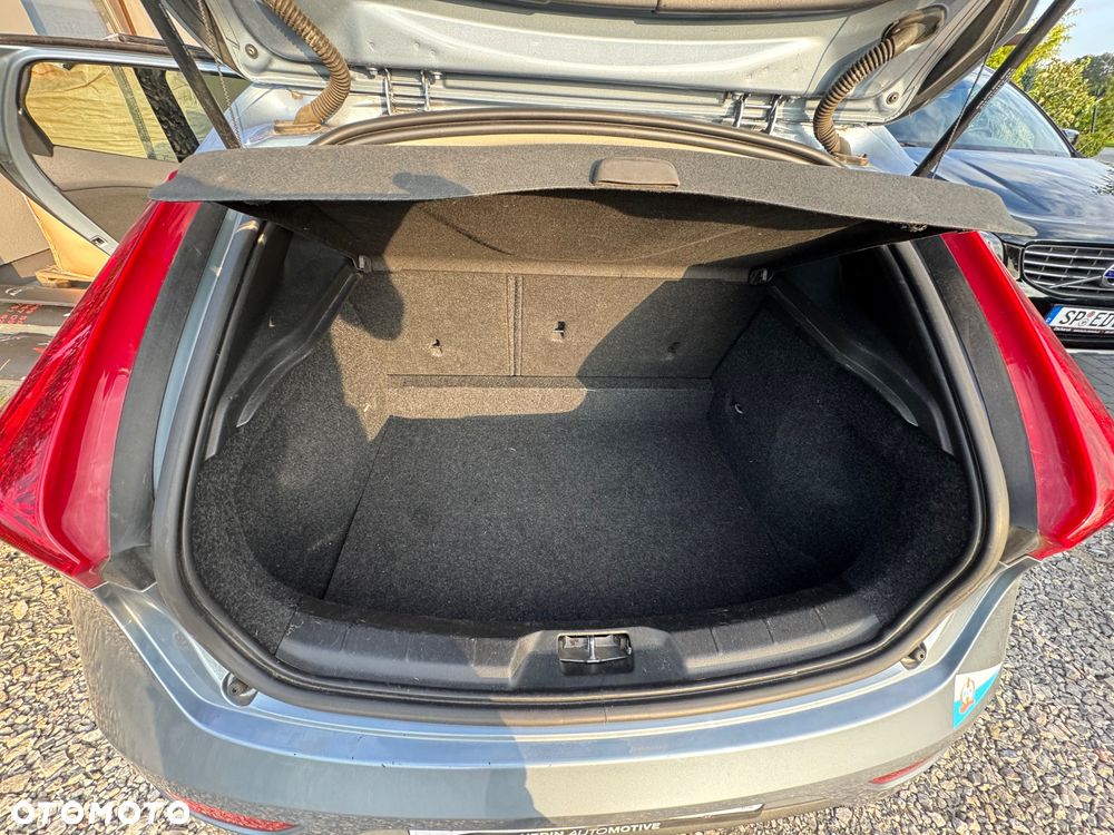 Volvo V40 D2 Drive-E Summum - 20