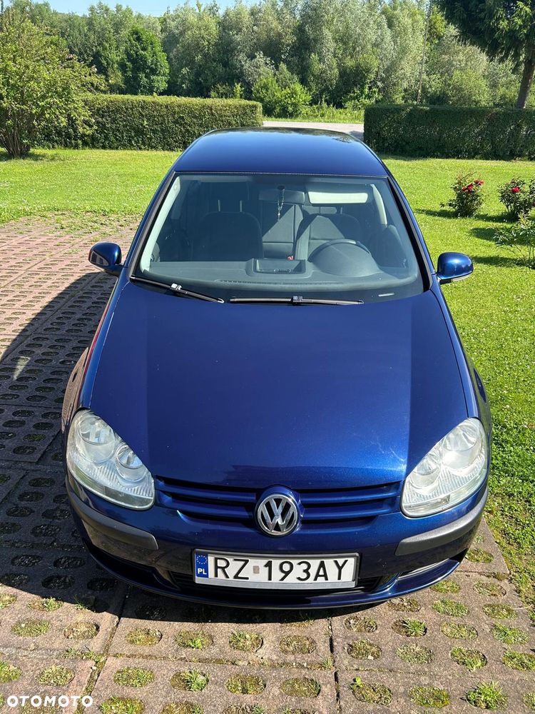 Volkswagen Golf 1.9 TDI DPF Comfortline - 4