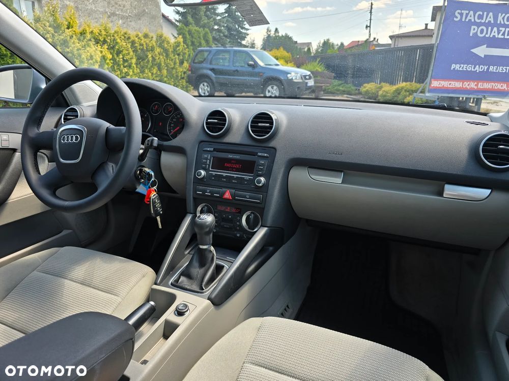 Audi A3 Sportback 2.0 TDI DPF Attraction - 13