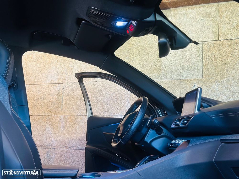 Peugeot 3008 1.6 BlueHDi GT Line Grip Control EAT6 - 14