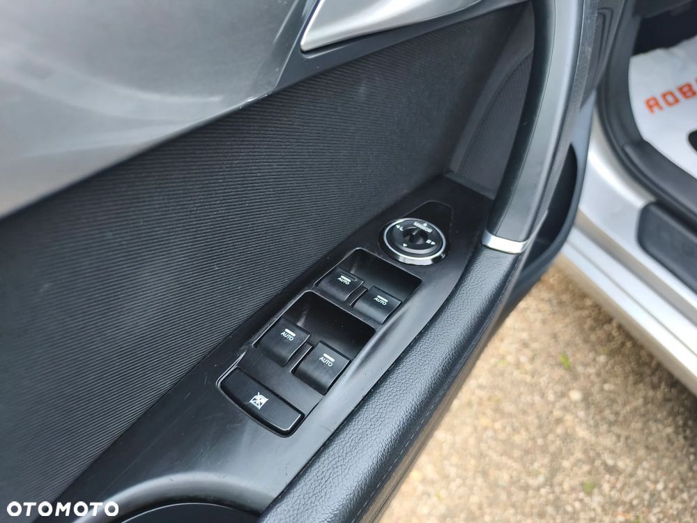 Hyundai i40 - 25