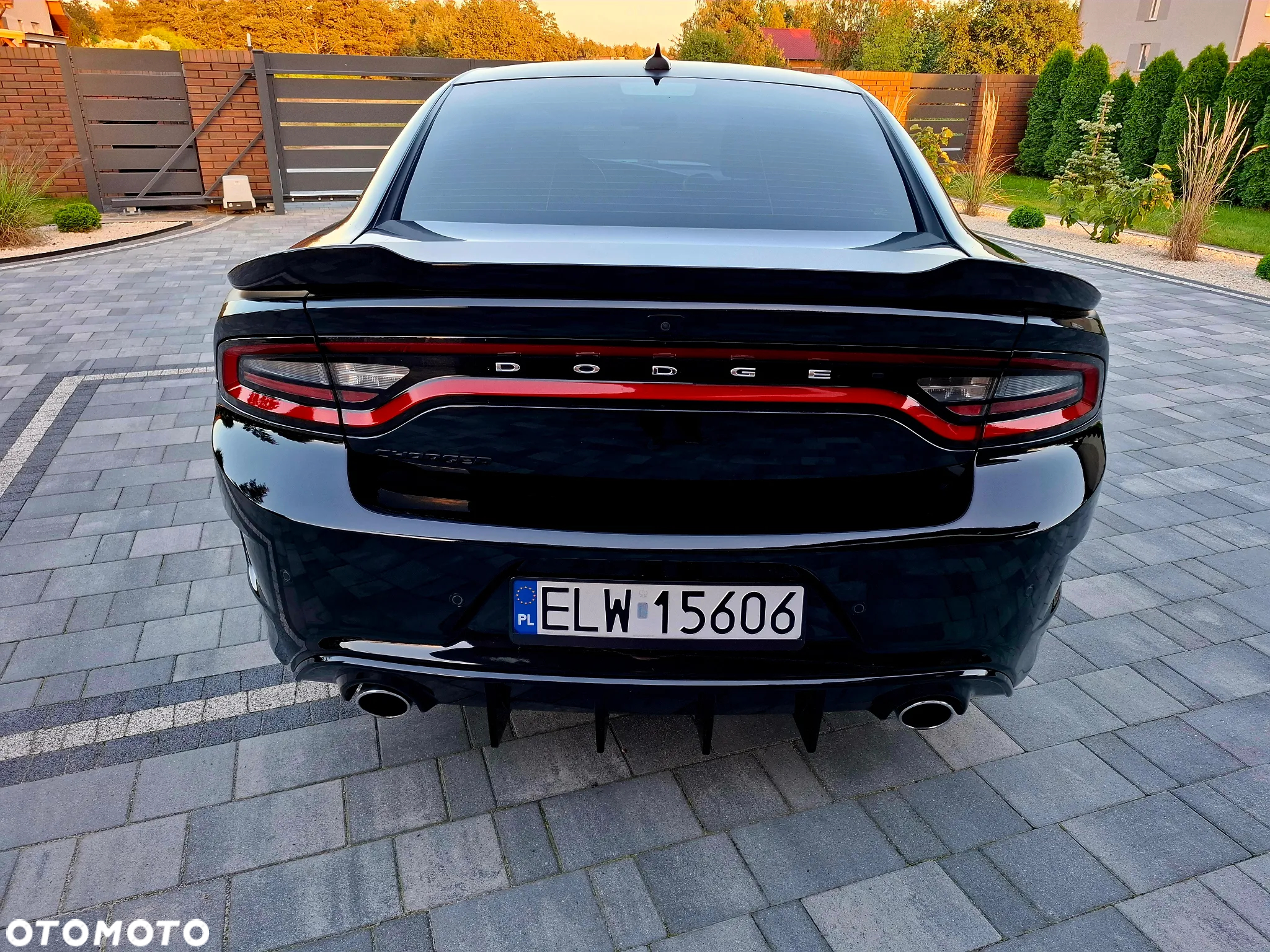 Dodge Charger 6.4 Scat Pack - 12