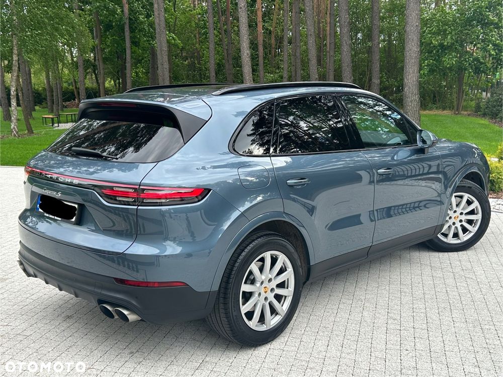 Porsche Cayenne S - 11