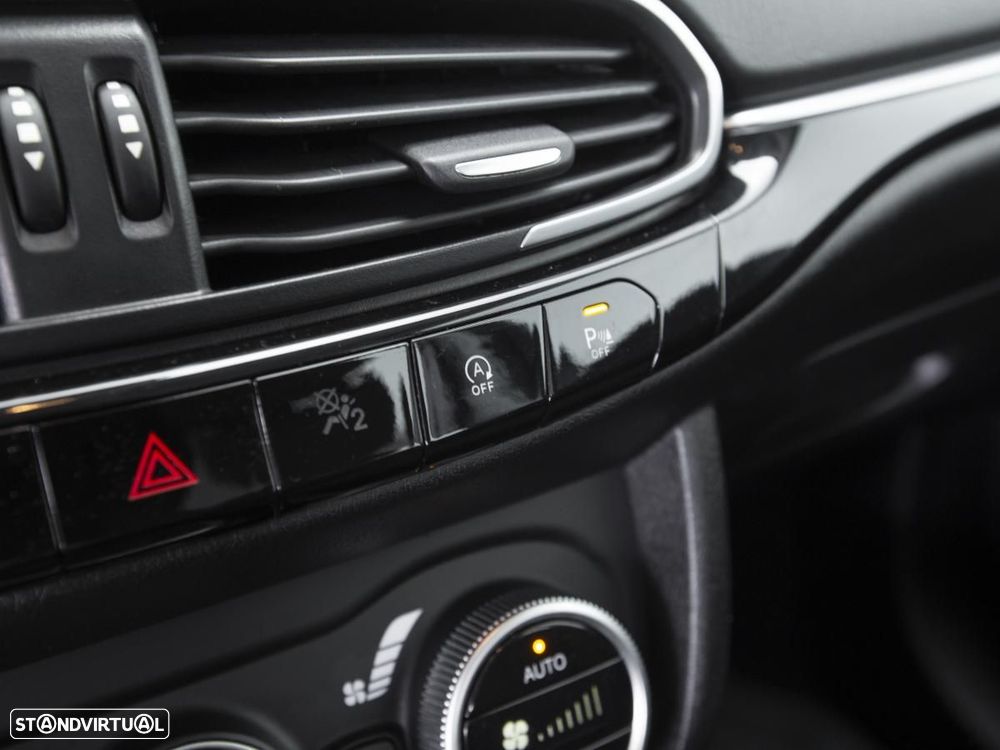 Fiat Tipo 1.3 MultiJet Life - 21
