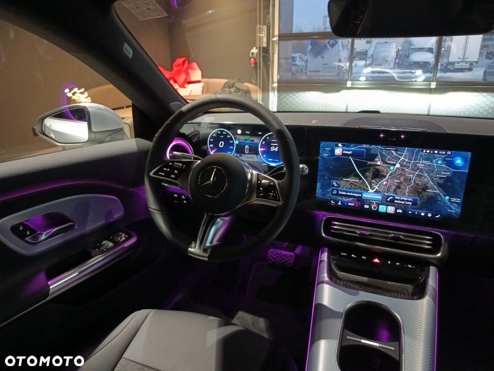 Mercedes-Benz CLA - 12