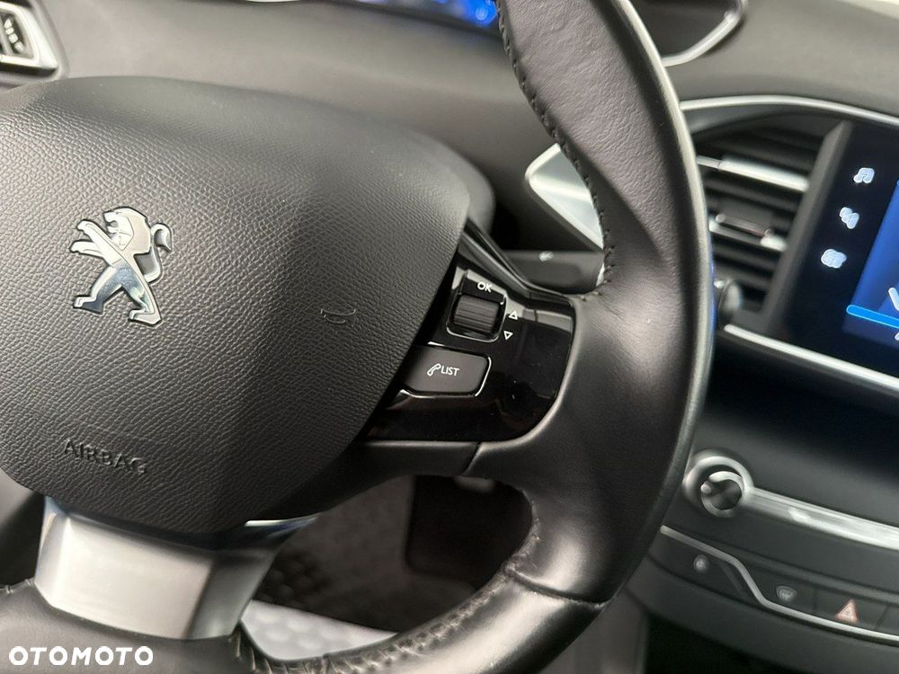 Peugeot 308 - 26