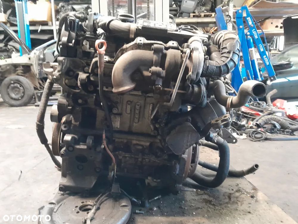 PEUGEOT CITROEN SILNIK 1.4 HDI 68KM OZNACZENIE: 8HZ - 3