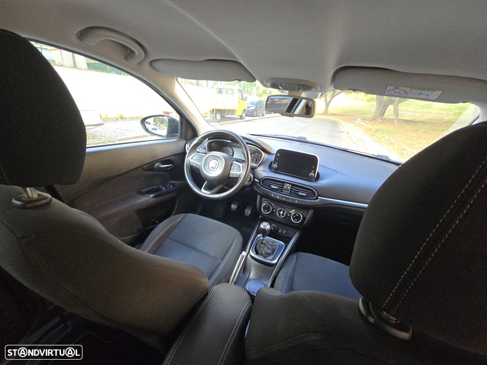 Fiat Tipo Station Wagon 1.6 M-Jet Lounge JLL17 - 31