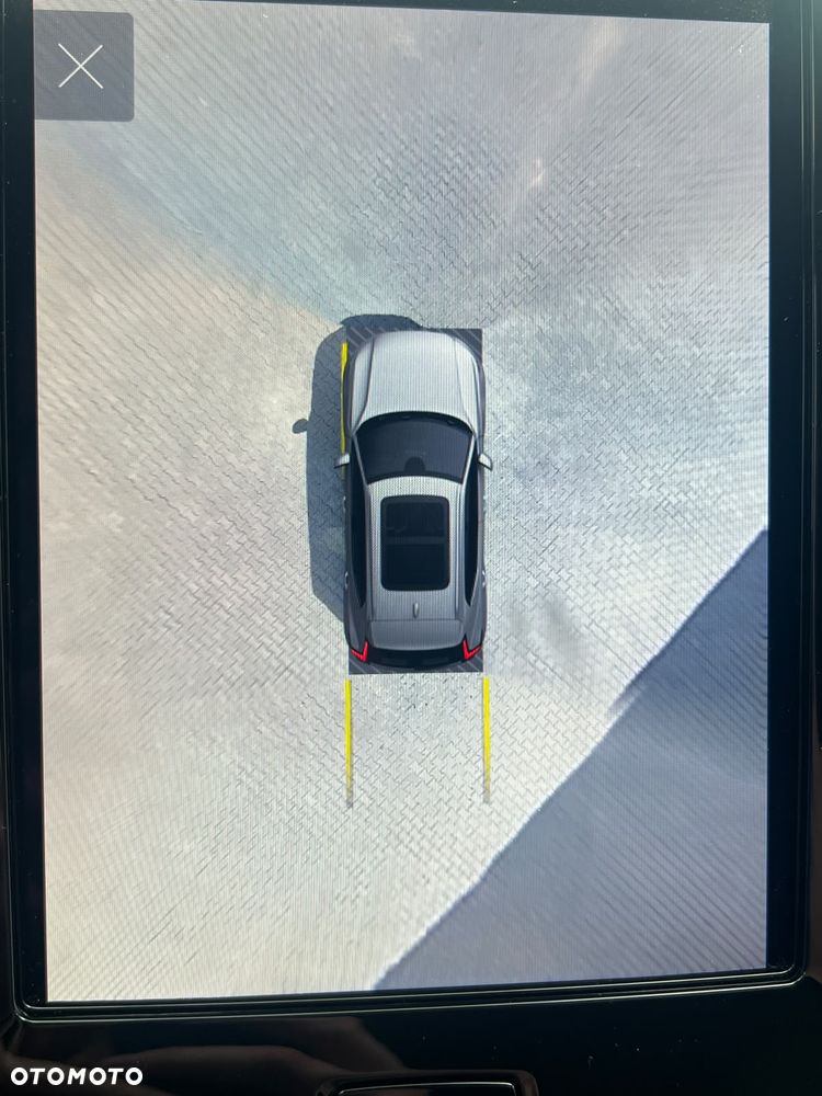 Volvo XC 40 B4 AWD Ultimate Dark - 36