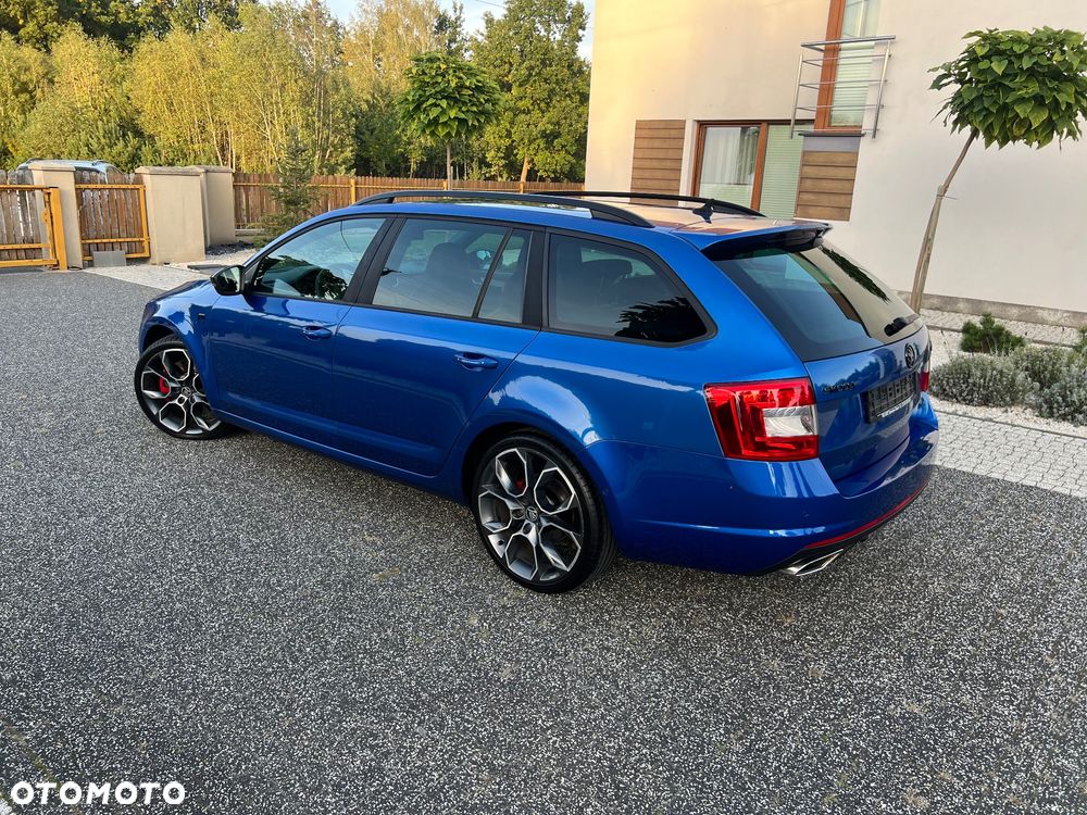 Skoda Octavia 2.0 TDI RS DSG - 21