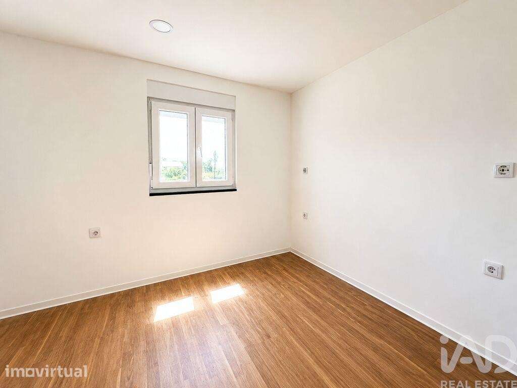 Andar de moradia T3 em Arcozelo de 80 m2 - Grande imagem: 4/22