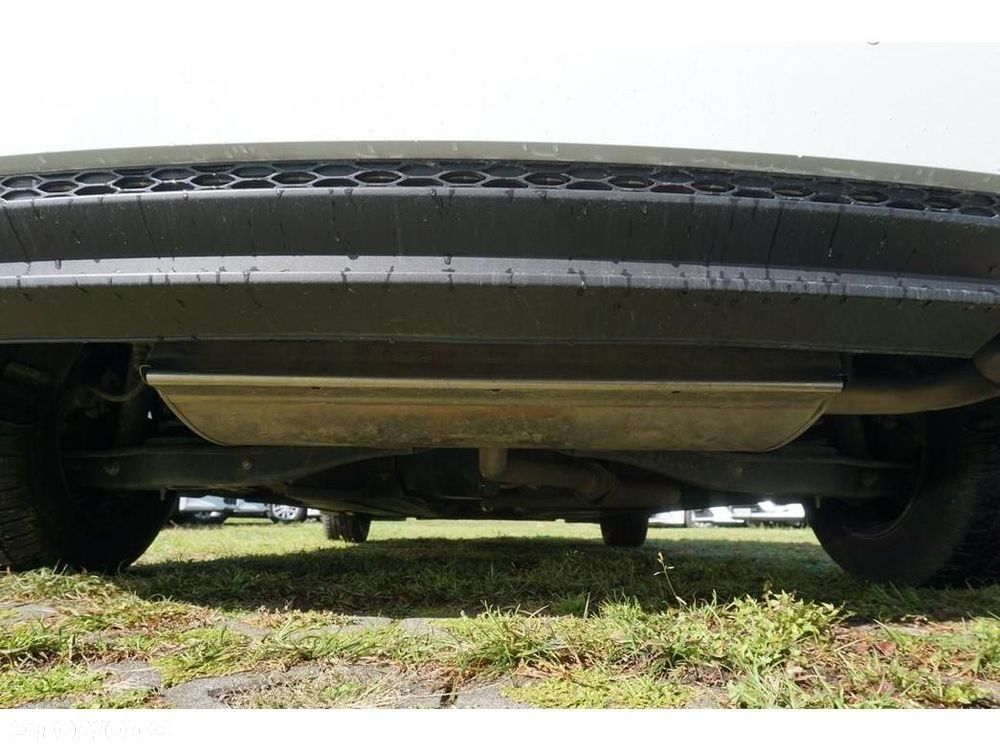 Kia Ceed - 32