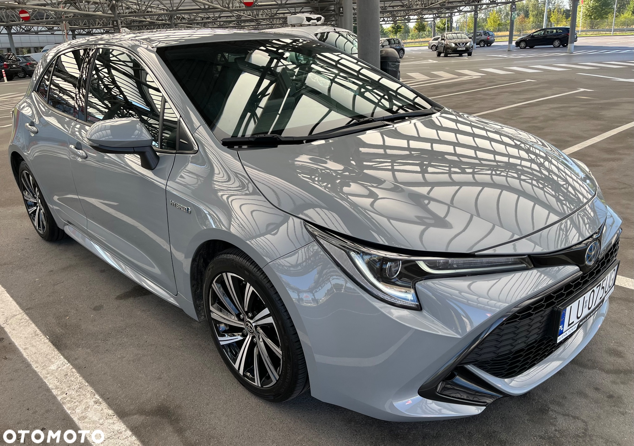 Toyota Corolla 2.0 Hybrid Comfort - 16