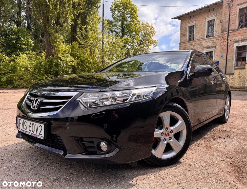 Honda Accord 2.0 Elegance 50 Jahre Edition - 14
