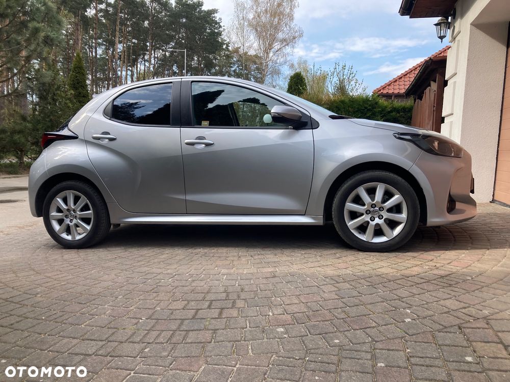 Toyota Yaris 1.5 Comfort - 24
