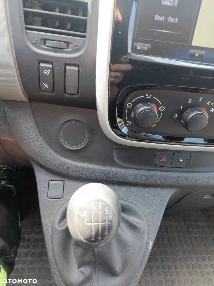 Renault trafic - 18
