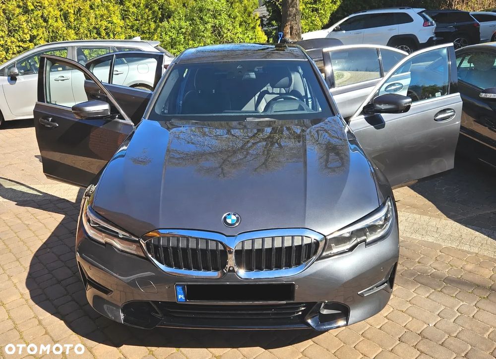 BMW Seria 3 330i xDrive M Sport sport - 12