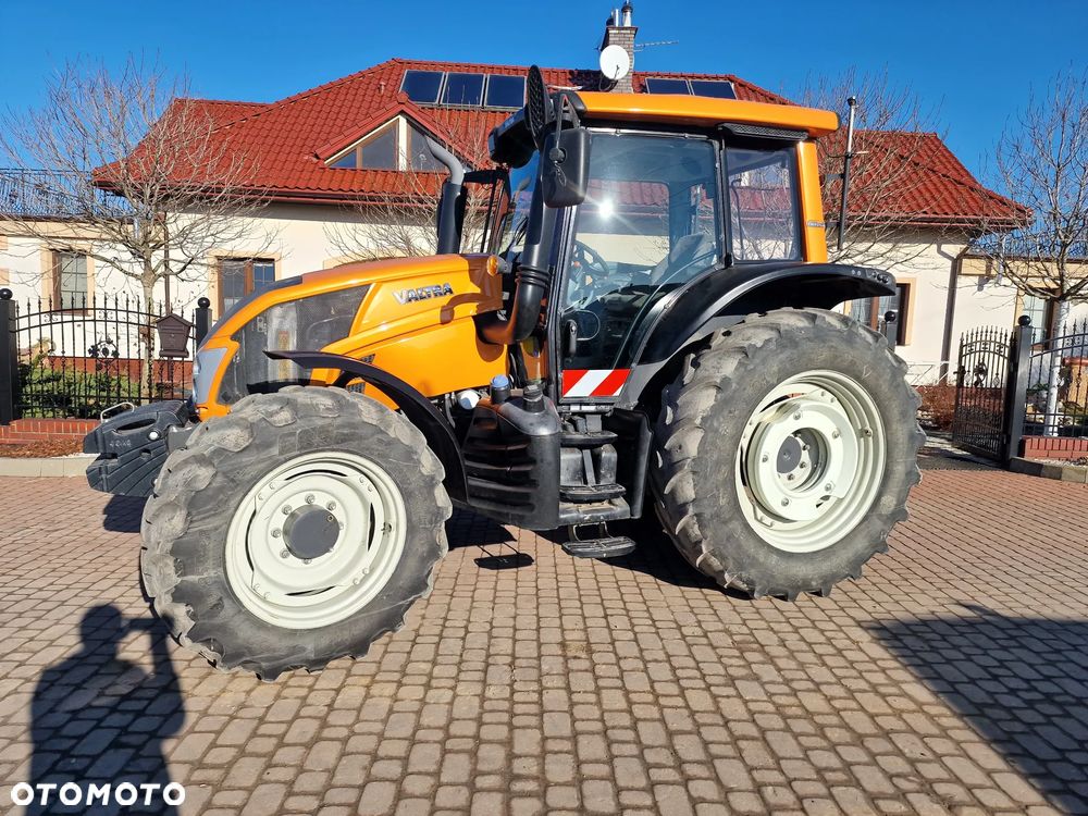 Valtra N113H5, 124KM, 2013r. - 9