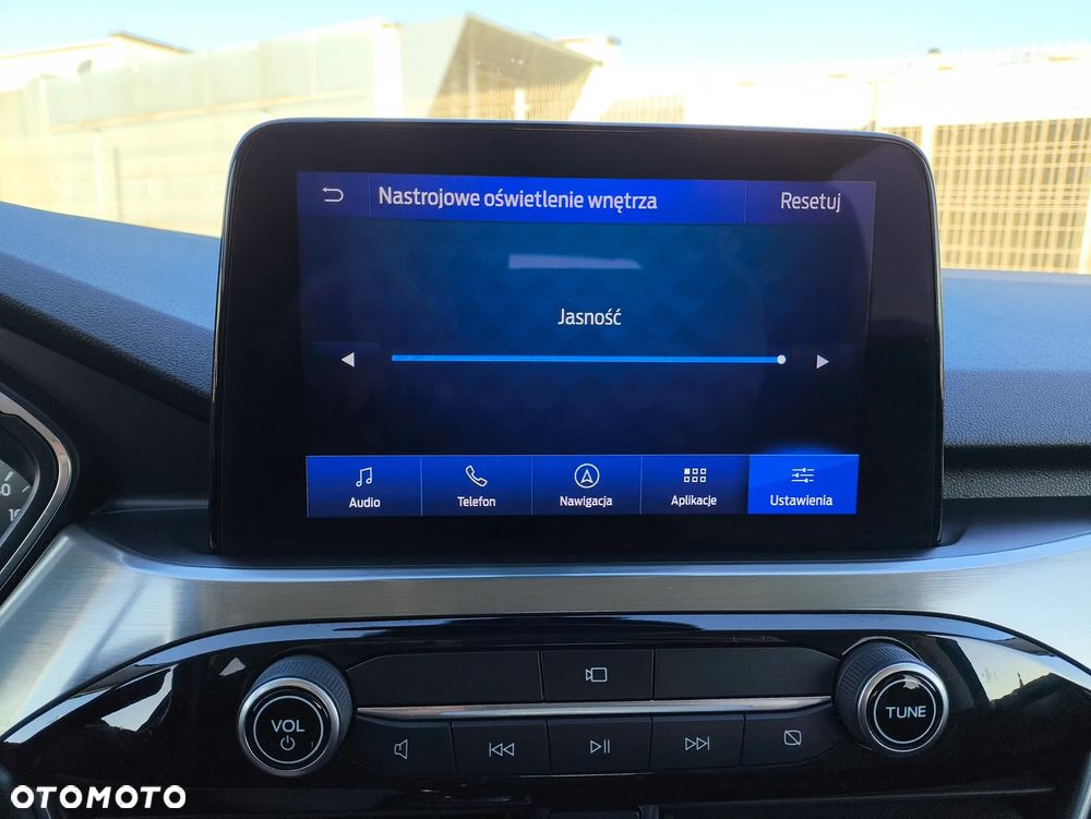 Ford Kuga 2.0 EcoBlue 4x4 TITANIUM X - 30