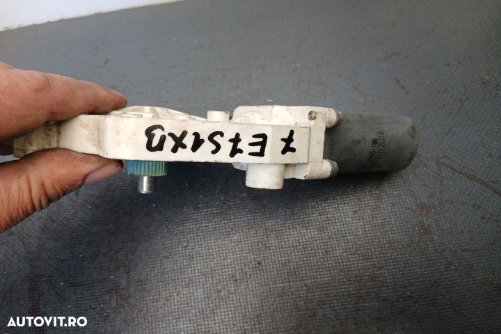 Motoras macara geam fata stanga 5Q4959801B 5Q4959801B Volkswagen VW P - 3