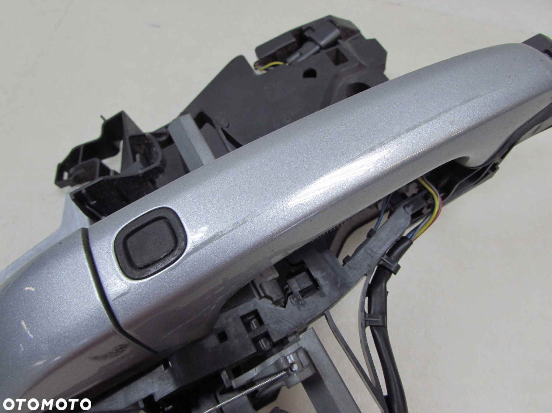 VOLVO S80 II V70 III  XC60  KLAMKA ZEWNETRZNA UCHWYT KASETA LEWA KEYLESS TYL 08663908 30753742 477 - 4