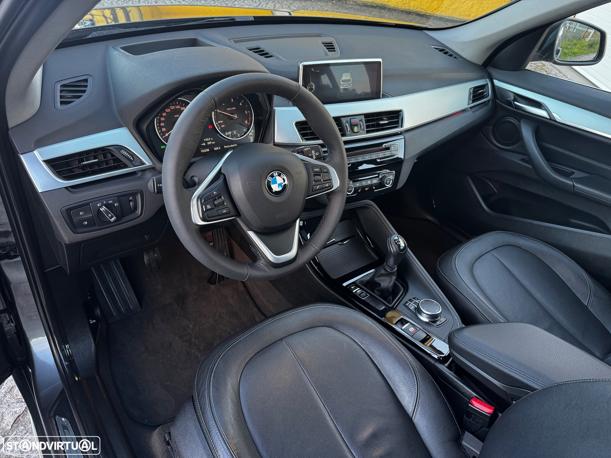 BMW X1 16 d sDrive Line xLine - 11