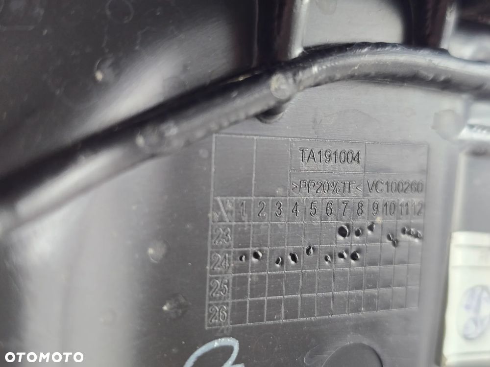 SIEDZENIE KIEROWCY KANAPA  TRIUMPH SCRAMBLER 400 - 20