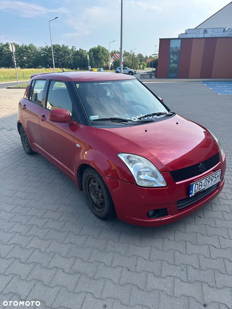 Suzuki Swift - 3