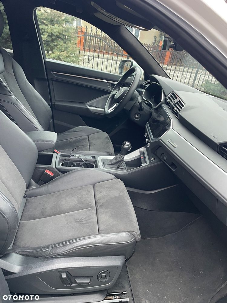 Audi Q3 2.0 TDI S tronic design - 13