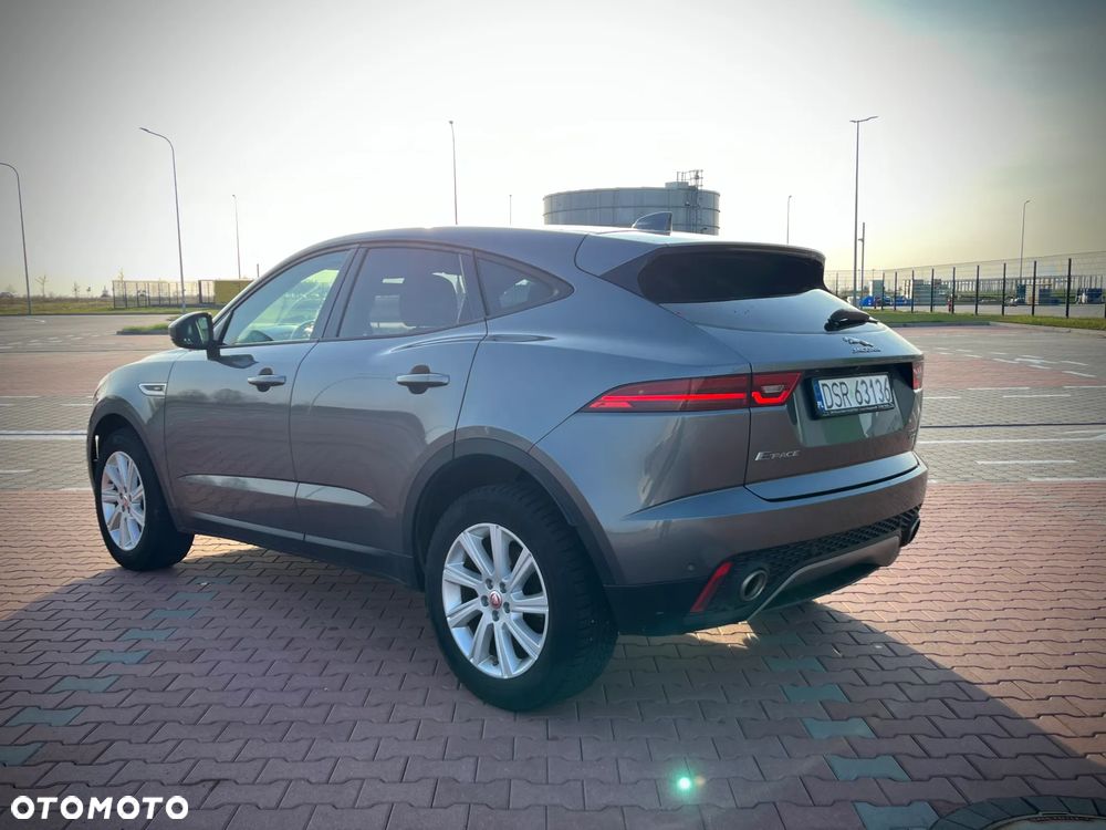 Jaguar E-Pace 2.0 P200 mHEV AWD R-Dynamic S - 3