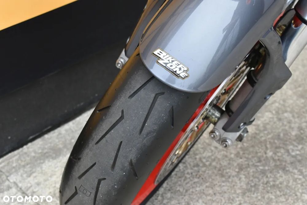 Ducati Monster - 26