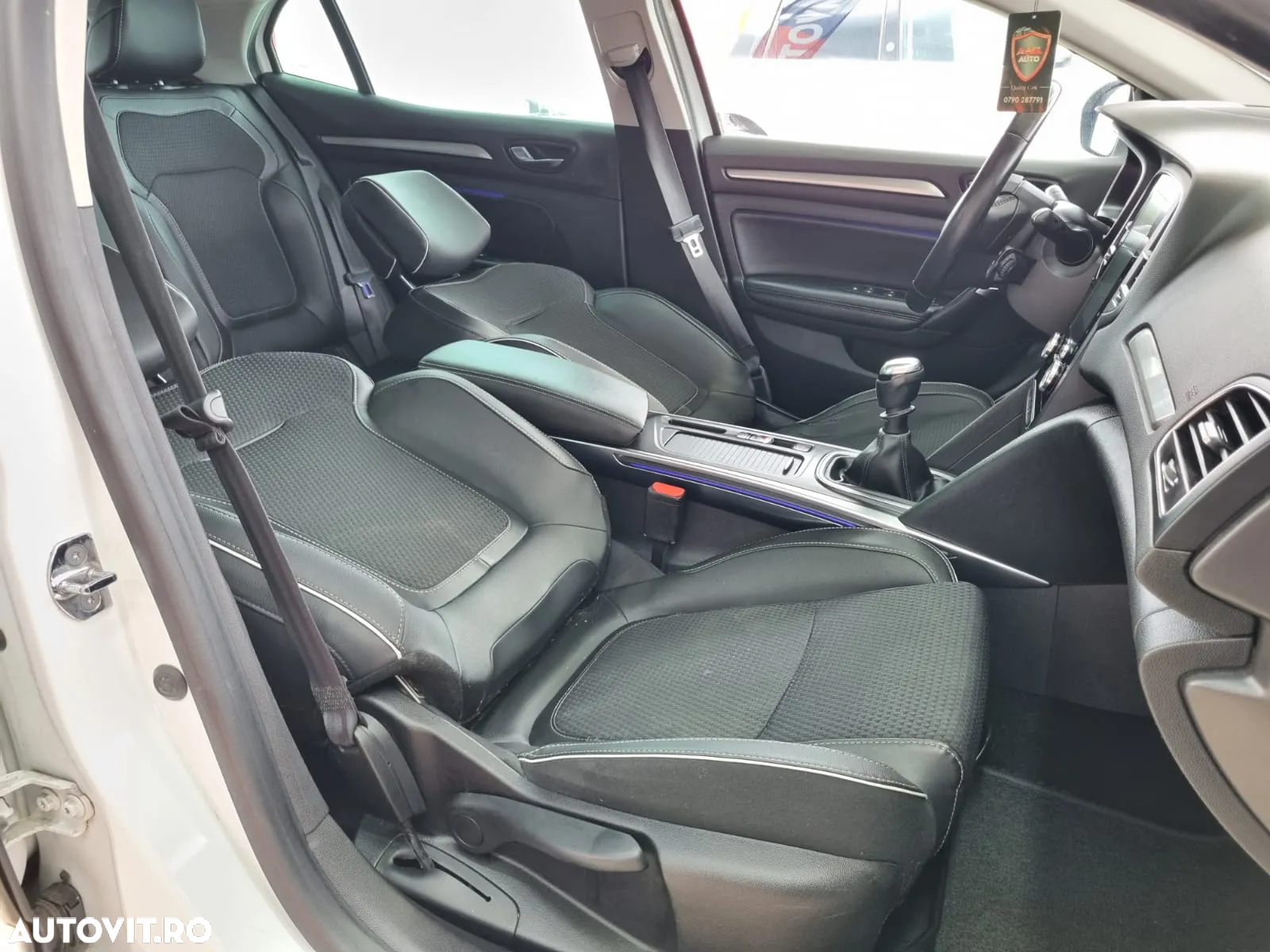 Renault Megane ENERGY dCi 130 BOSE EDITION - 18