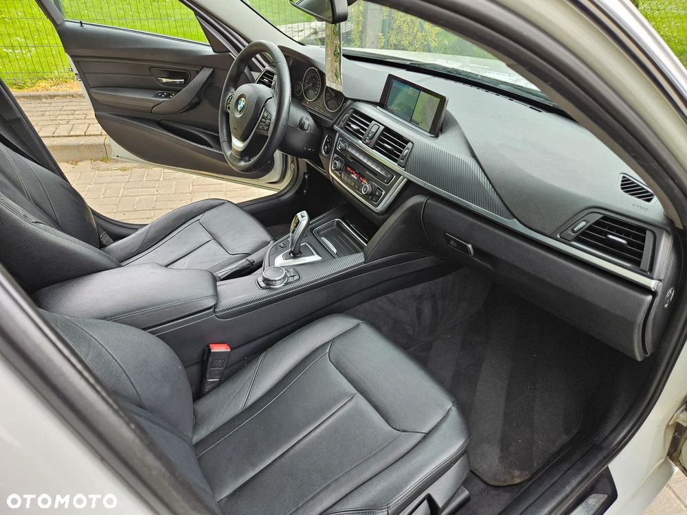 BMW Seria 3 318d Luxury Line - 8