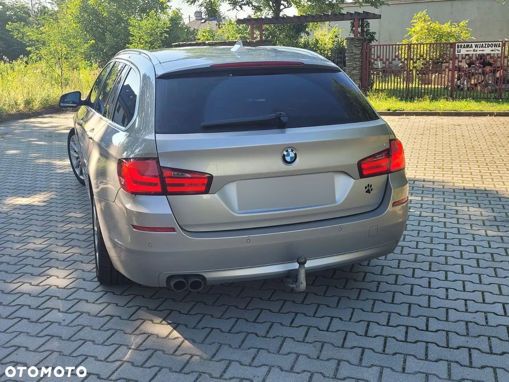 BMW Seria 5 520d Touring - 4