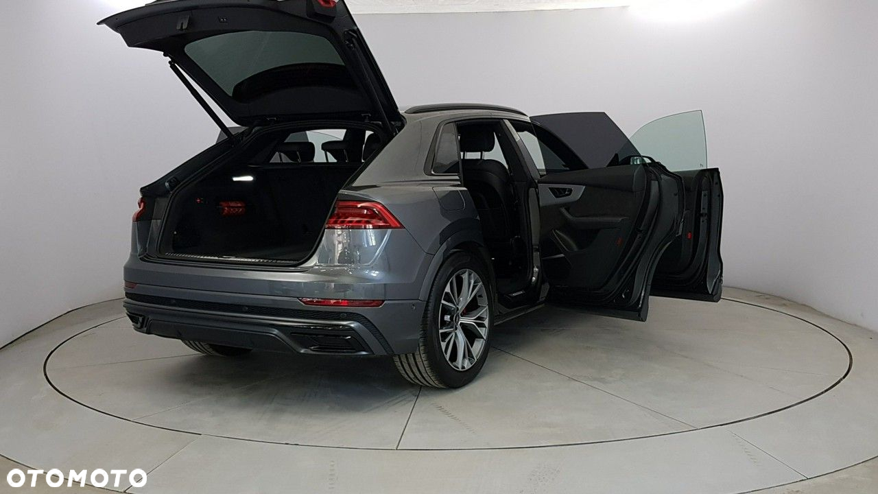 Audi Q8 - 13