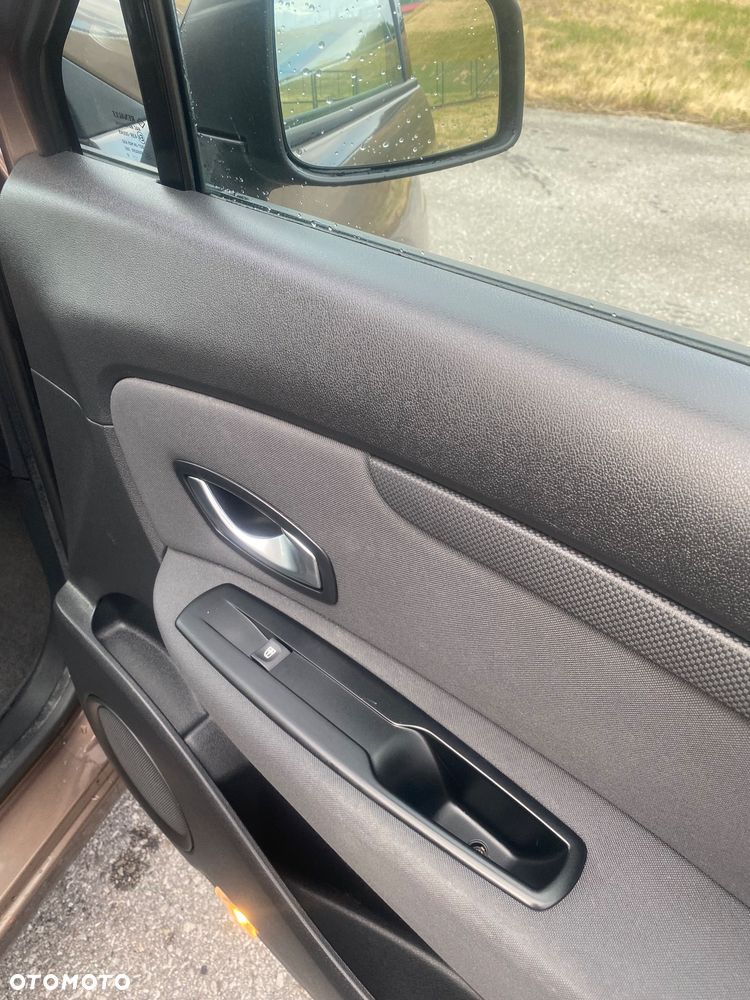 Renault Scenic - 14