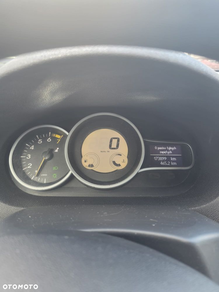 Renault Megane 1.6 16V 100 Authentique - 8