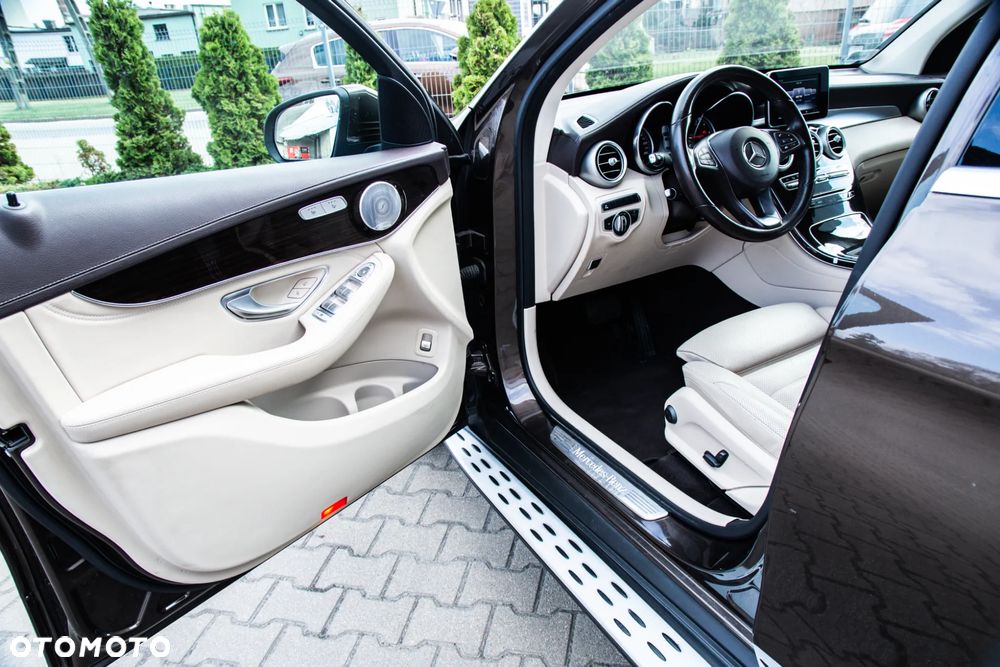 Mercedes-Benz GLC 220 d 4-Matic - 5