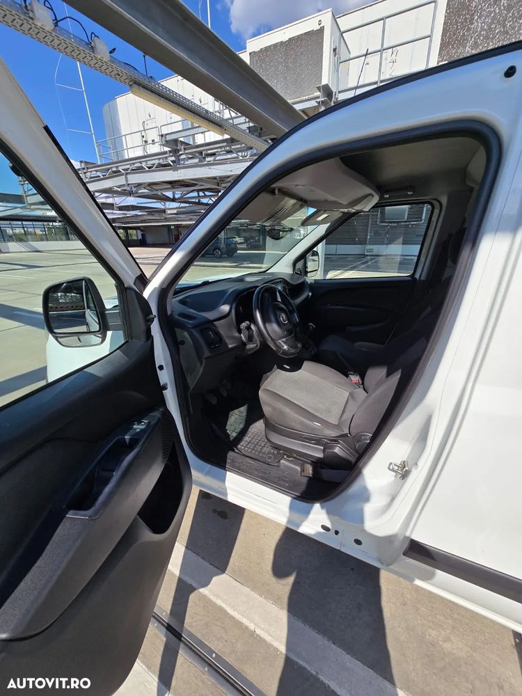 Fiat DOBLO - 7