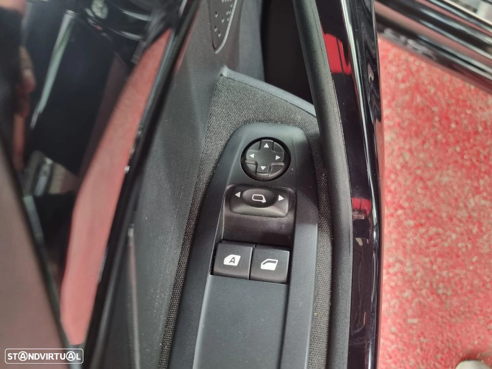 Peugeot 208 1.2 PureTech Style - 19