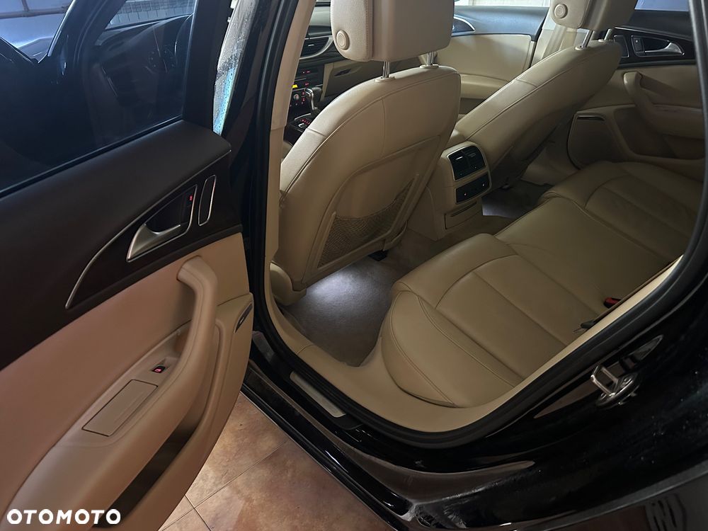 Audi A6 Limousine 2.0 TFSI Quattro S tronic - 12