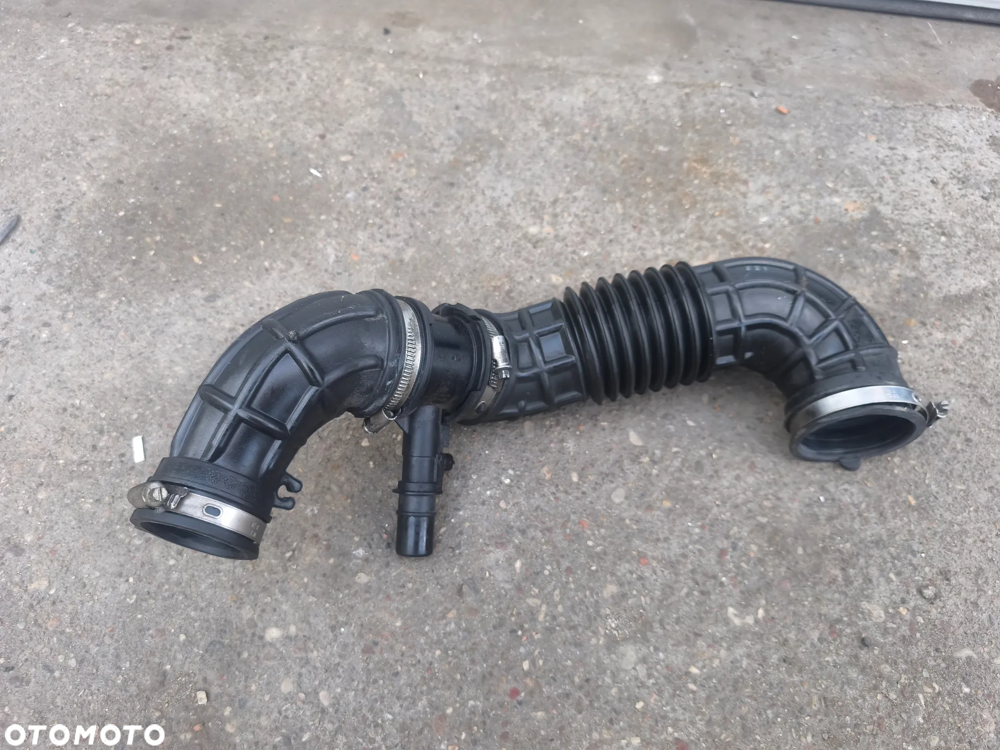 Rura powietrza filtr Ford Transit Custom 2.0 TDCi GK21-9R504-48 - 3