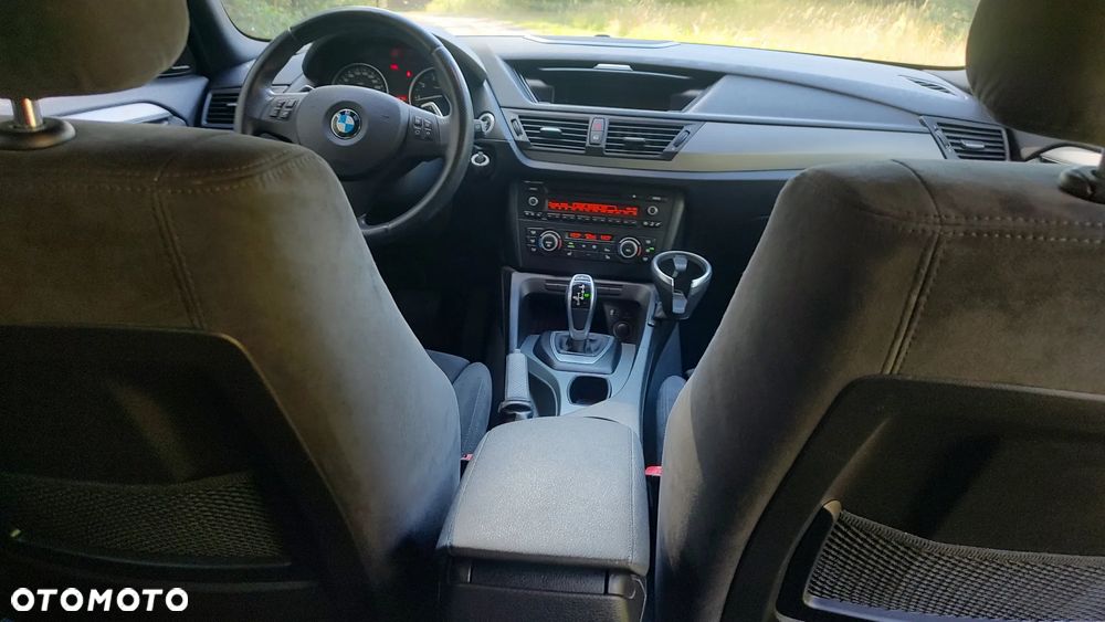 BMW X1 xDrive20i - 24