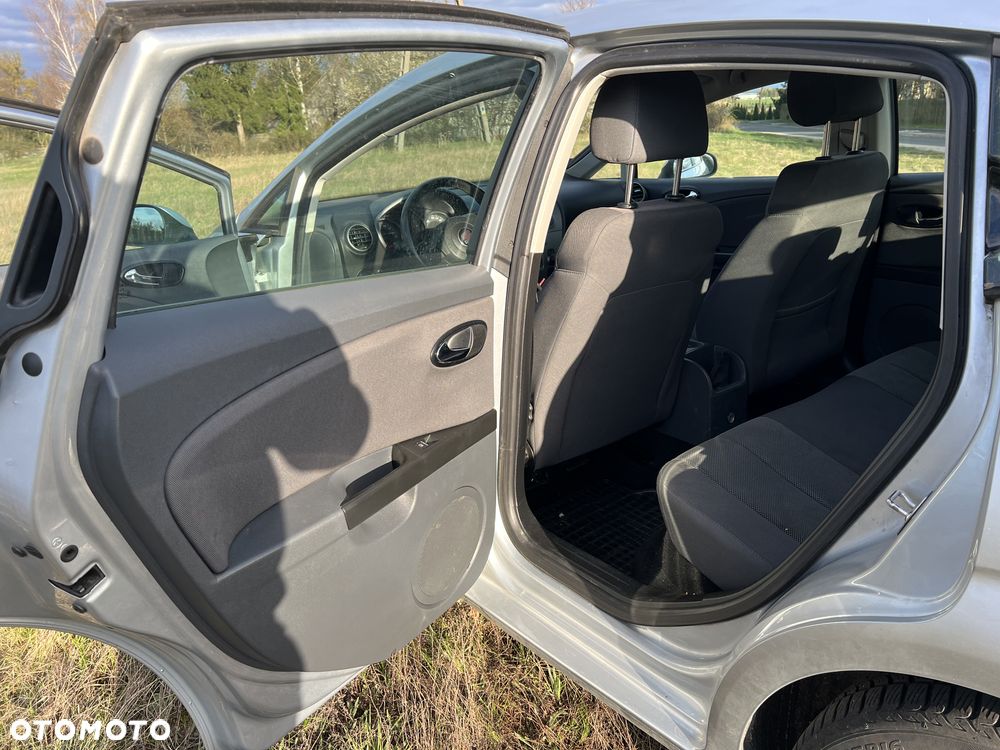 Seat Leon 1.6 Reference - 9