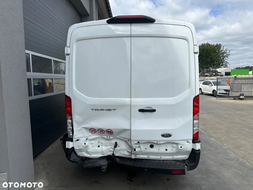 Ford TRANSIT CUSTOM - 3