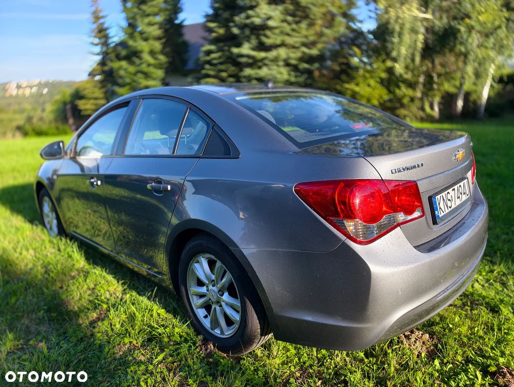 Chevrolet Cruze - 4