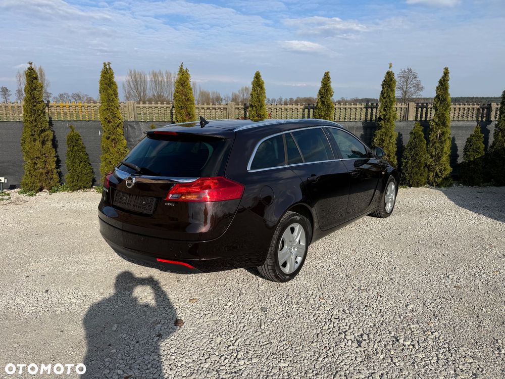 Opel Insignia - 8